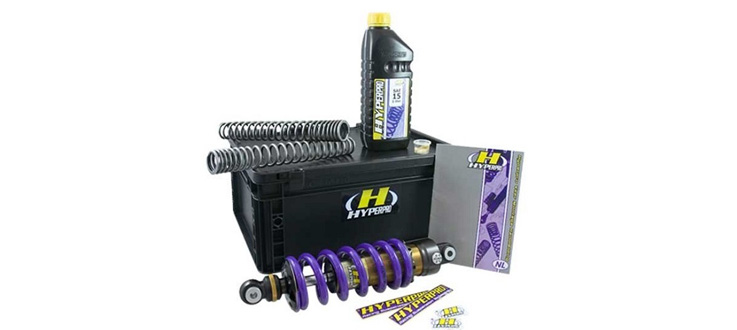 Die Hyperpro Streetbox ist die einfachste Lösung sein Fahrwerk professionell vorne und hinten zu Upgraden. Die Streetbox setzt sich zusammen aus einem Gabelfeder-Kit (progressive Gabelfedern + Öl), einem 460/360 Federbein passend für Ihr Motorrad.